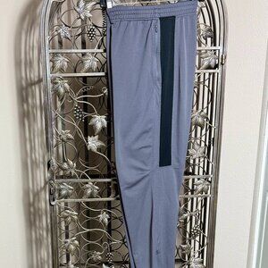 Men's Gray UNDER ARMOUR Sweatpants, Size XL - Gently Used